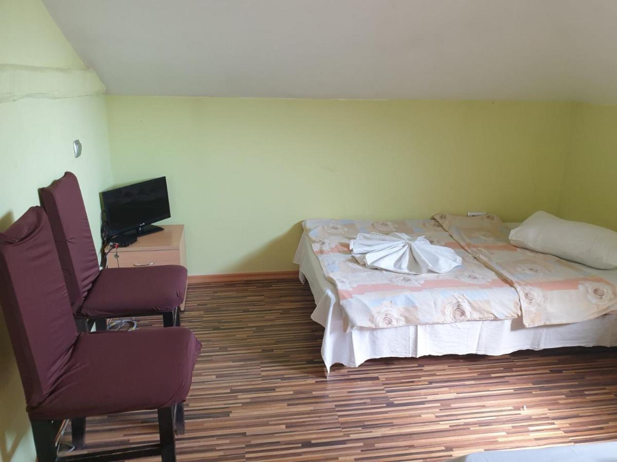 Km!sofia - за гости Wisma tamu Sofia