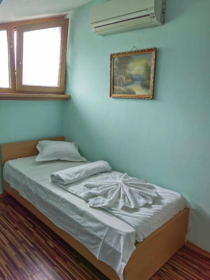Wisma tamu Km!sofia - за гости Sofia